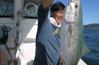 喰わせ釣りブリ釣り