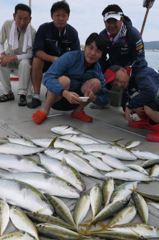 鯵　メジロ　ハマチ　釣り