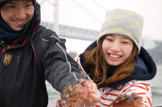 日向瑠菜ちゃんガシラ釣り