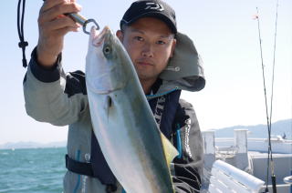 呑ませ釣り 青物