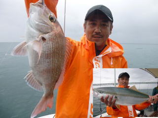喰わせ釣り真鯛