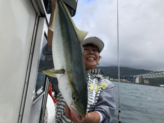 呑ませ釣り 青物 ブリ メジロ ハマチ