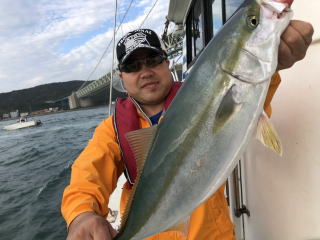 呑ませ釣り　青物　ブリ　メジロ　ハマチ