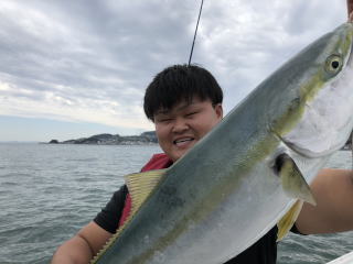 呑ませ釣り　青物　ブリ　メジロ　ハマチ