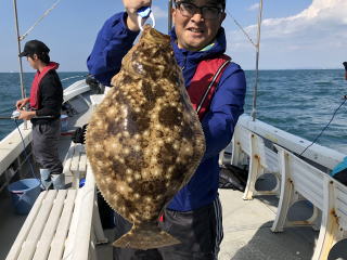 飲ませ釣り　呑ませ釣りヒラメ　アコウ