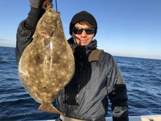 ヒラメ釣り　呑ませ　泳がせ釣り