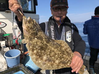 ヒラメ狙い　呑ませ泳がせ釣り