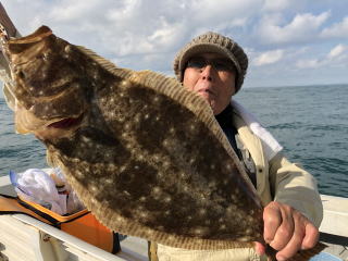 ヒラメ釣　イワシの泳がせ釣り