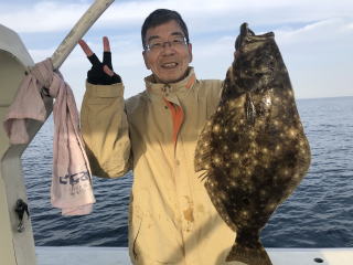 呑ませ釣り　ヒラメ　アコウ