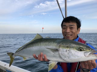 呑ませ釣り　青物　ブリ　メジロ　ハマチ狙い