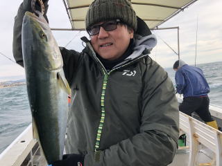 イワシの呑ませ釣り 青物狙いブリ メジロ