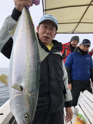 呑ませ釣り　ブリ　鰤