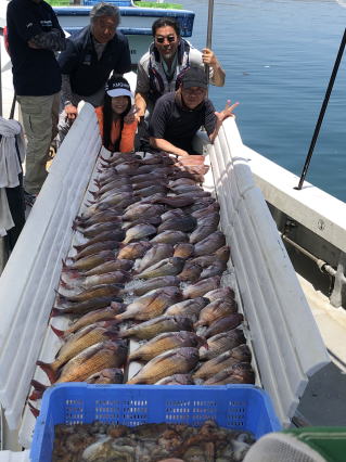 淡路島　釣り船　真鯛　鯛サビキ　真蛸　蛸釣り　タコ釣り