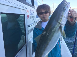 呑ませ釣り　メジロ　ブリ　青物