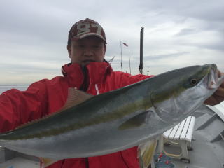 メジロ釣り　呑ませ　泳がせ釣り