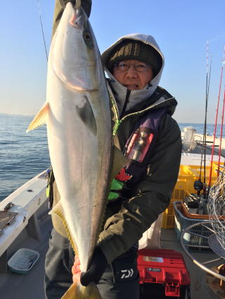 イカ呑ませ釣り ブリ メジロ