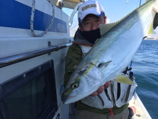 呑ませ釣り　鰤　ブリ