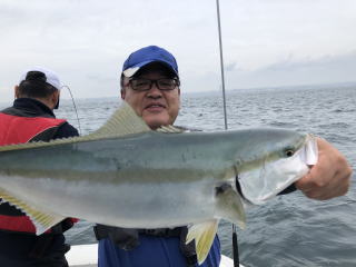 呑ませ釣り　青物」ブリ　メジロ　ハマチ