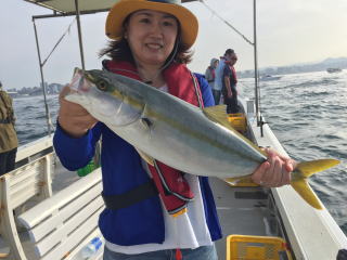 青物　メジロ　ハマチ釣り