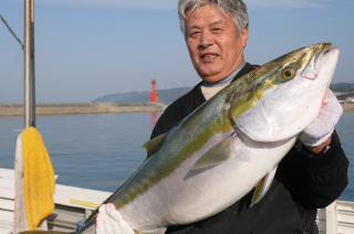 大物釣り　ブリ　鰤